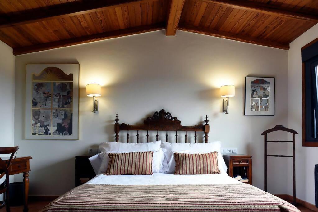 Casa De Afora Casa Con Piscina Y Jacuzzi Privados Guest House Santiago de Compostela Ngoại thất bức ảnh